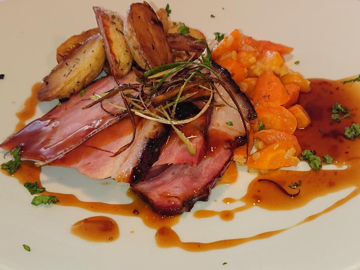Hotel-Restaurant Le Lion D'Or Porrentruy Ngoại thất bức ảnh